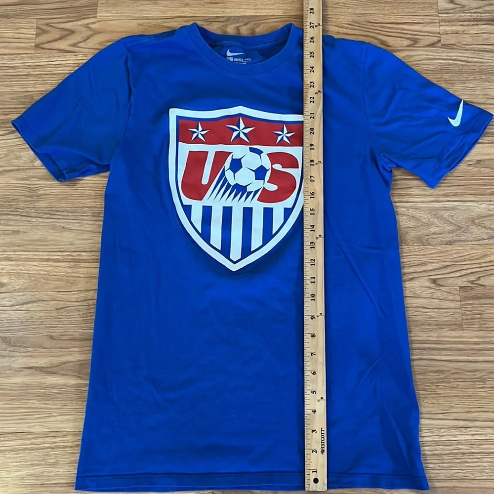 Nike US Soccer T-shirt Tee Size Small